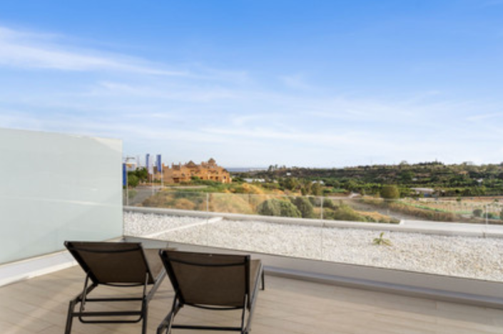 Image No.22-3 Bed Townhouse for sale