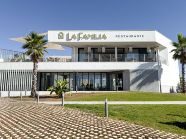 Image No.25-3 Bed Townhouse for sale