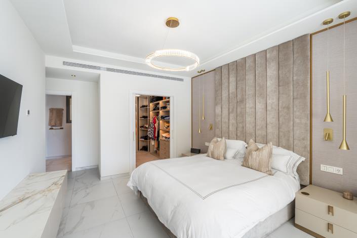 Image No.18-3 Bed Apartment for sale