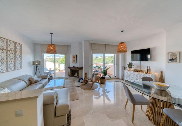 Image No.43-4 Bed Townhouse for sale