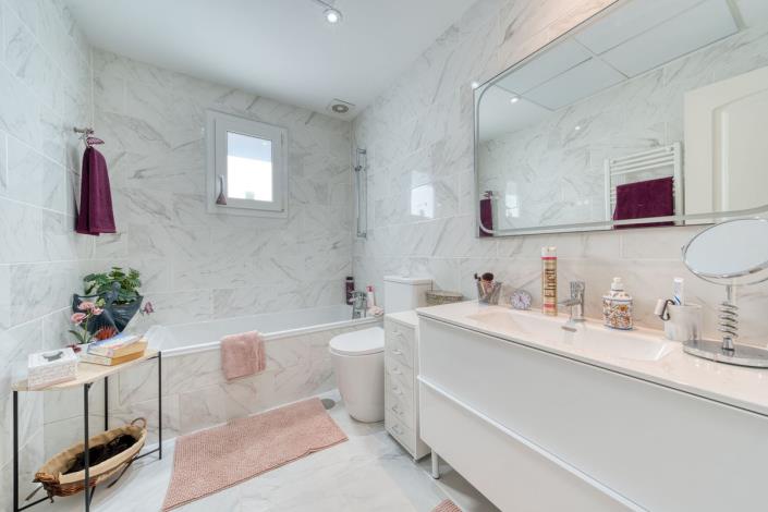 Image No.25-5 Bed Villa for sale