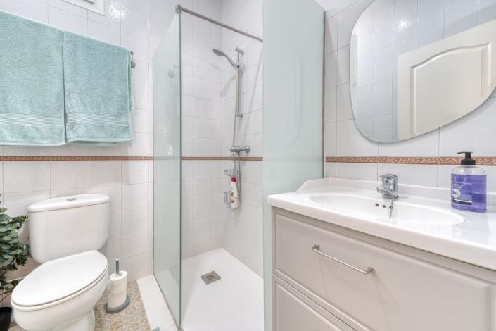 Image No.37-5 Bed Villa for sale