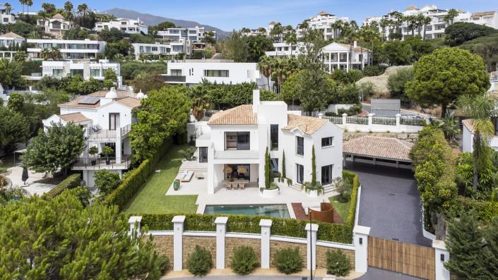 Image No.3-4 Bed Villa for sale