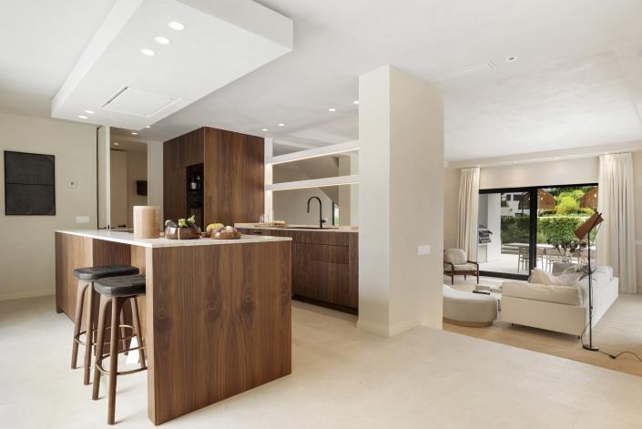 Image No.35-4 Bed Villa for sale