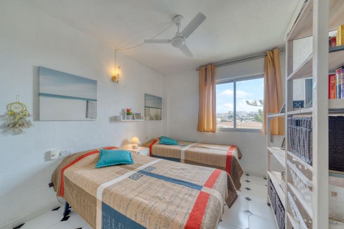 Image No.10-2 Bed Apartment for sale