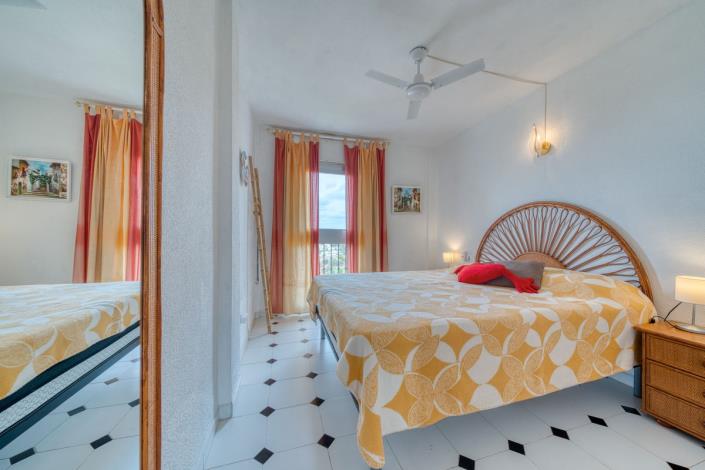 Image No.14-2 Bed Apartment for sale