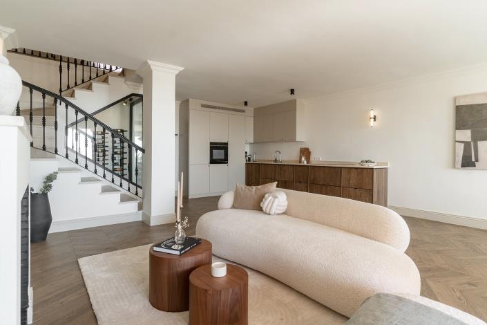 Image No.7-4 Bed Townhouse for sale