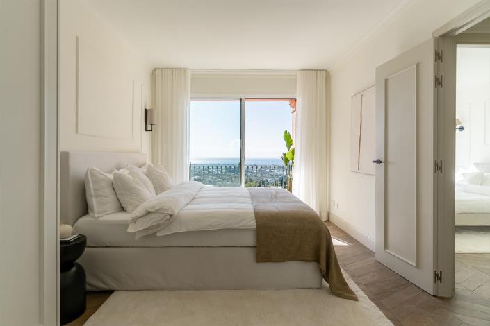 Image No.16-4 Bed Townhouse for sale