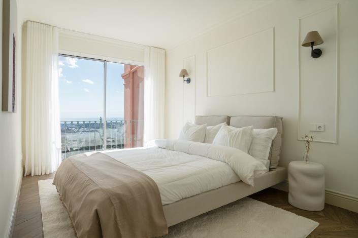 Image No.23-4 Bed Townhouse for sale