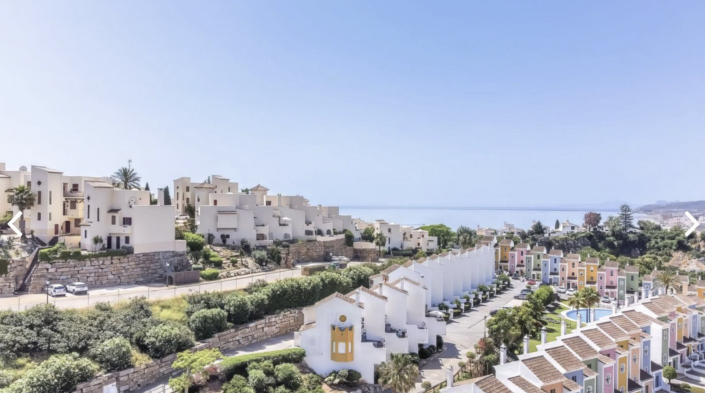 Image No.3-3 Bed Townhouse for sale