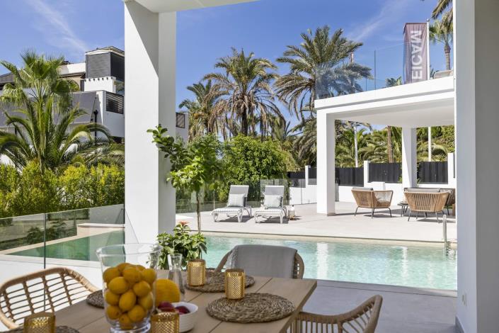 Image No.14-5 Bed Villa for sale