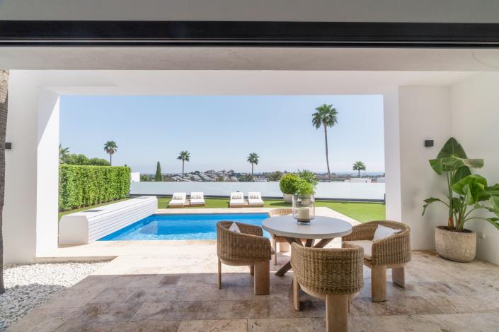 Image No.3-5 Bed Villa for sale