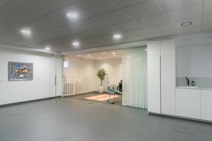 Image No.43-5 Bed Villa for sale