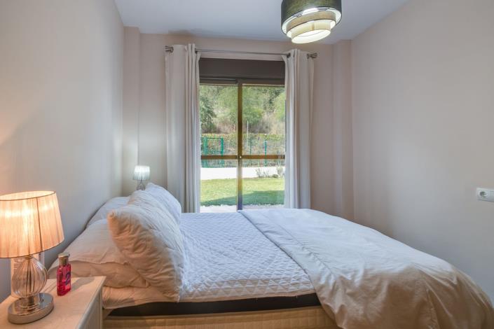 Image No.12-2 Bed Apartment for sale