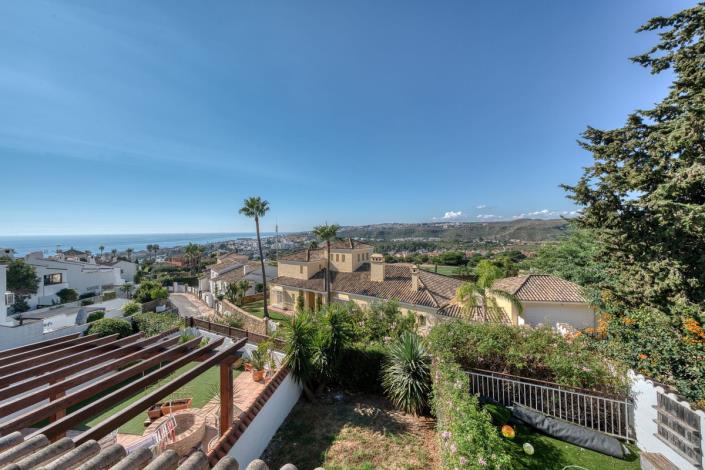 Image No.3-2 Bed Townhouse for sale