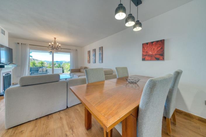 Image No.10-2 Bed Townhouse for sale