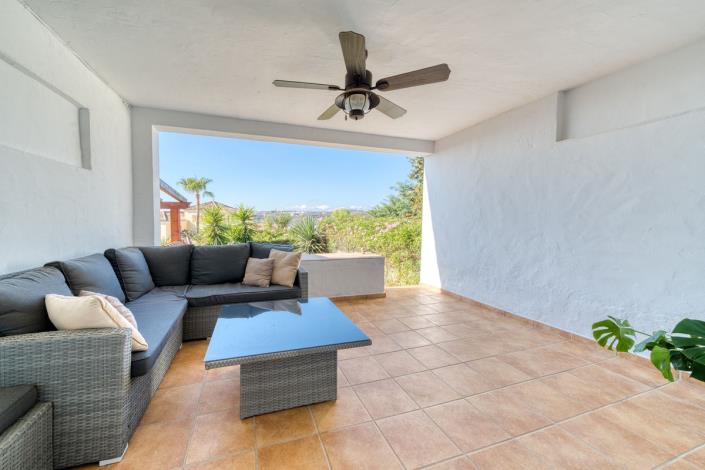 Image No.13-2 Bed Townhouse for sale