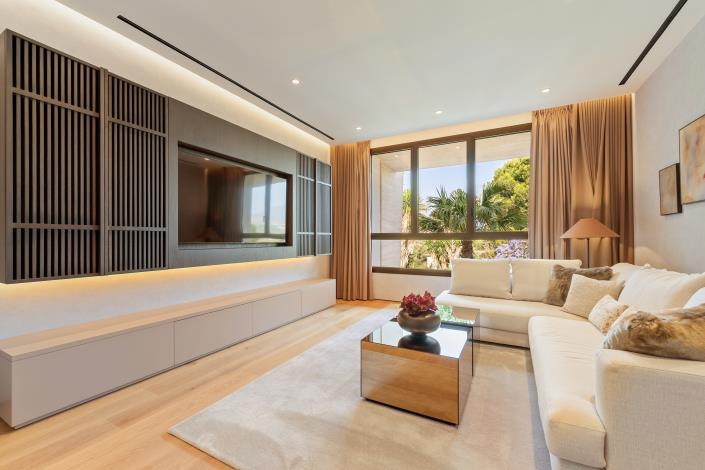 Image No.30-4 Bed Duplex for sale