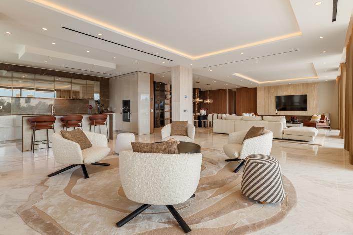 Image No.43-4 Bed Duplex for sale