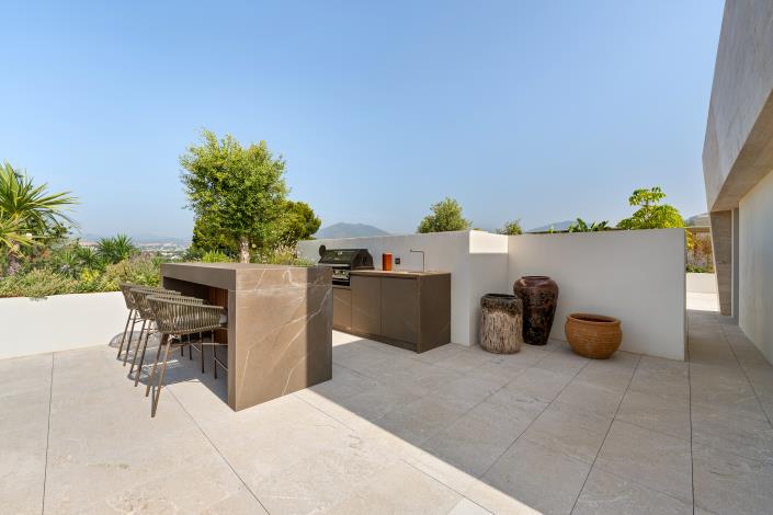 Image No.54-4 Bed Duplex for sale