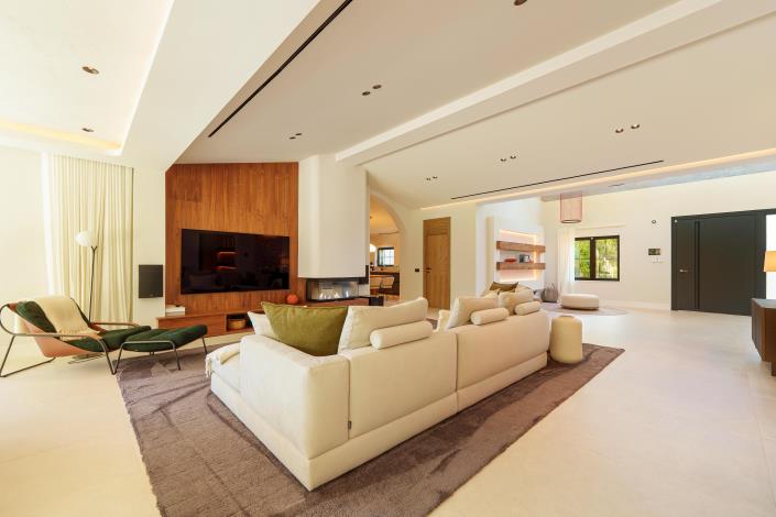 Image No.33-5 Bed Villa for sale