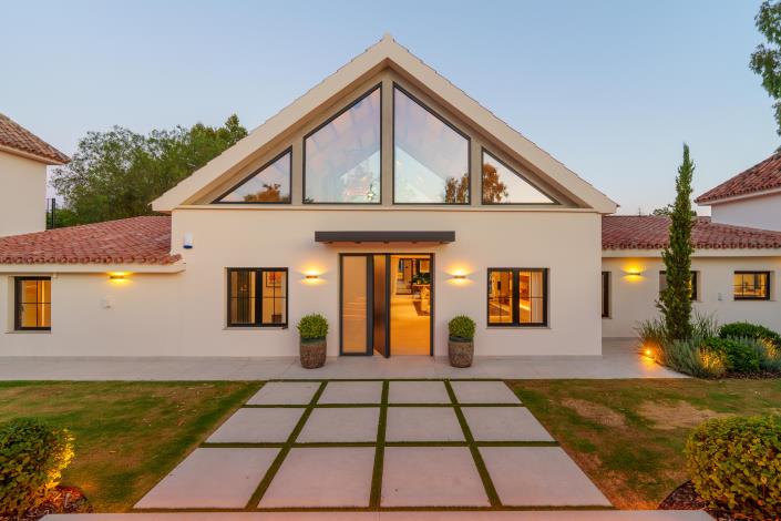 Image No.50-5 Bed Villa for sale