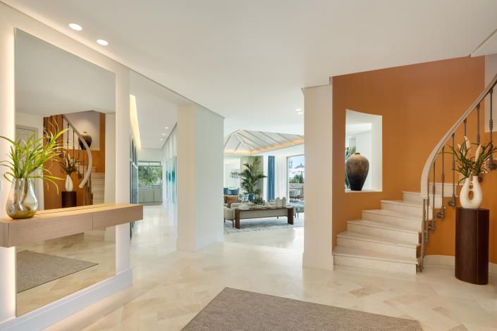 Image No.12-7 Bed Villa for sale