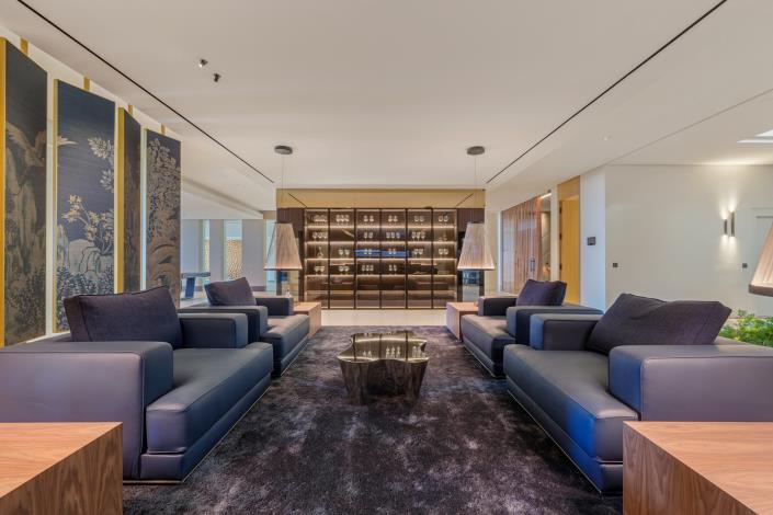 Image No.5-8 Bed Villa for sale