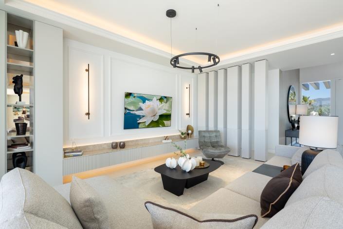 Image No.11-7 Bed Villa for sale