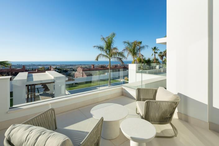 Image No.17-7 Bed Villa for sale