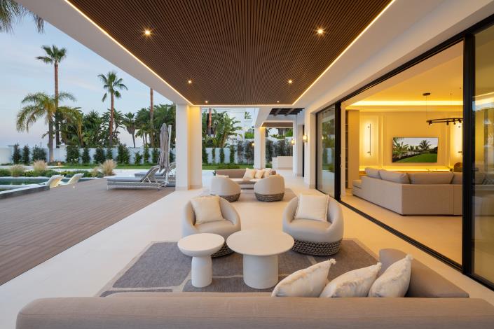 Image No.38-7 Bed Villa for sale