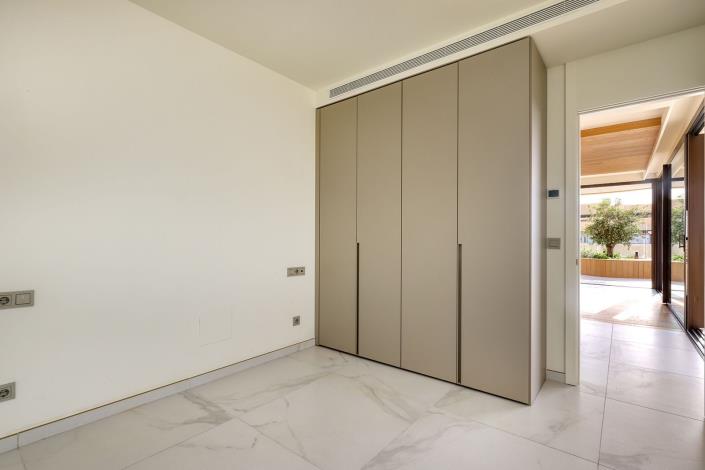 Image No.13-3 Bed Apartment for sale