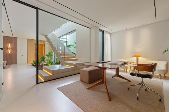 Image No.33-5 Bed Villa for sale