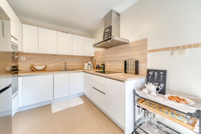 Image No.10-3 Bed Townhouse for sale