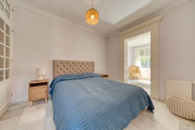 12-53013098fcab6c38b1379cd33298e050