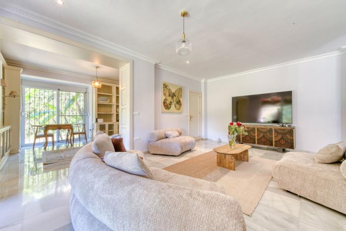 Image No.18-Villa de 6 chambres à vendre à Nueva Andalucia