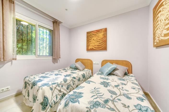 Image No.20-Villa de 6 chambres à vendre à Nueva Andalucia