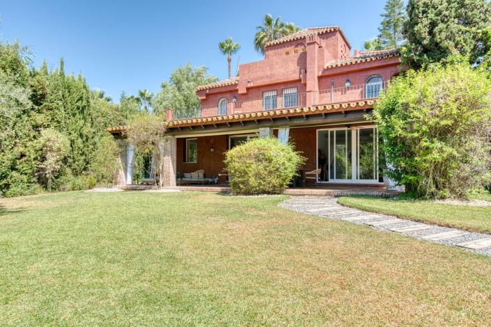 Image No.22-Villa de 6 chambres à vendre à Nueva Andalucia