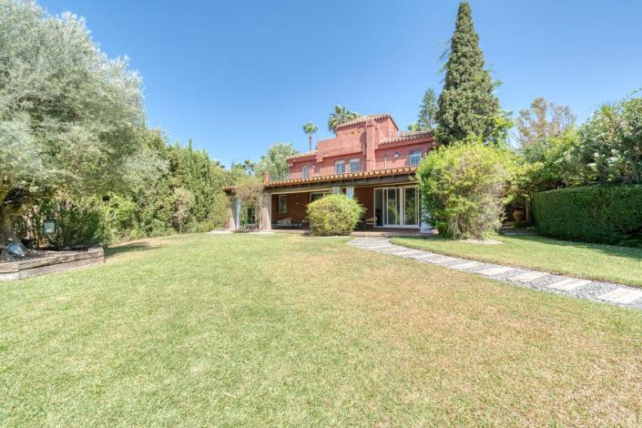 Image No.29-Villa de 6 chambres à vendre à Nueva Andalucia