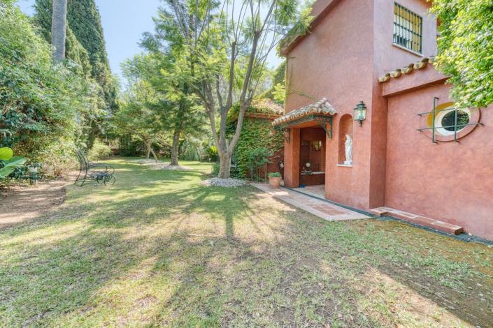 Image No.30-Villa de 6 chambres à vendre à Nueva Andalucia