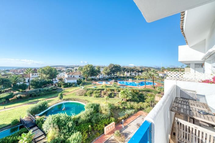 Image No.2-4 Bed Duplex for sale