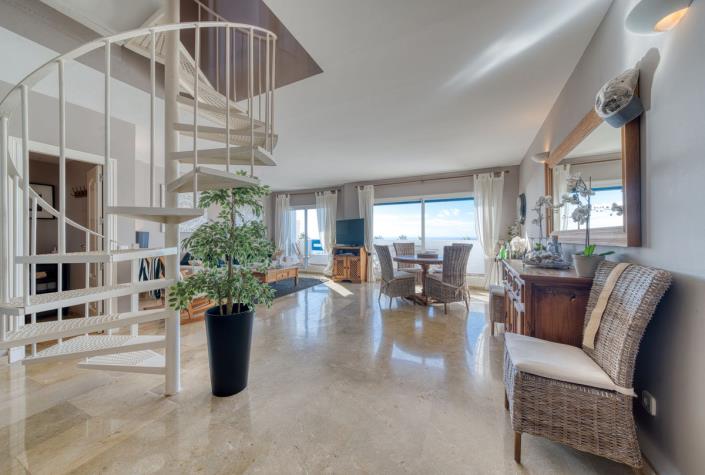 Image No.6-4 Bed Duplex for sale