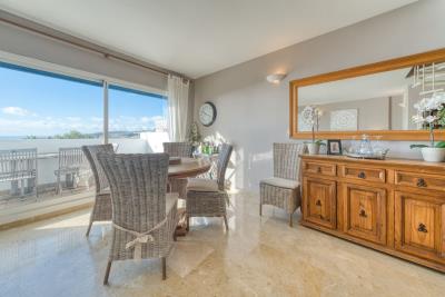 10-bb915d1cb19341576dcdc994b81ab9c5