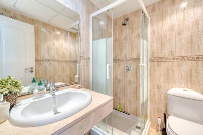 11-20939a0134ad724a8cb2a801094d15a4