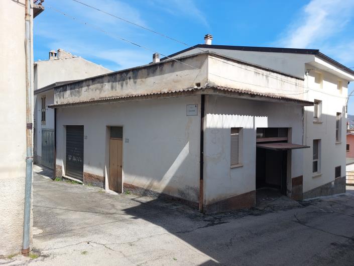 Image No.41-4 Bed Townhouse for sale