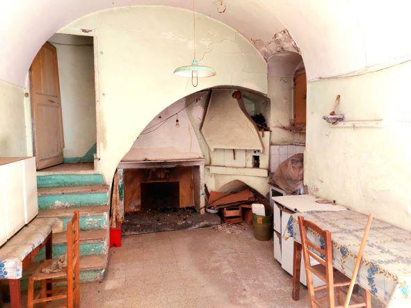 Image No.9-5 Bed Country House for sale