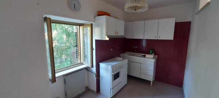 Image No.12-2 Bed Country Property for sale