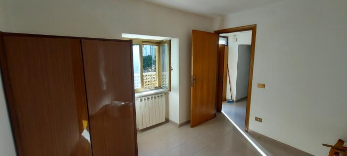 Image No.16-2 Bed Country Property for sale