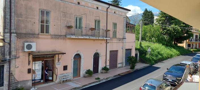 Image No.19-2 Bed Townhouse for sale