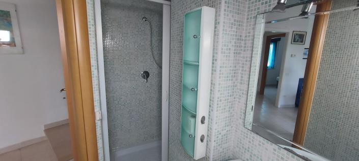 Image No.21-2 Bed Townhouse for sale